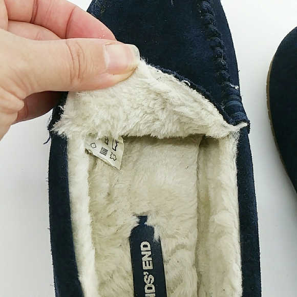 Lands End Suede Leather Moccasins Slippers Navy Blue Faux Fur Lining 7B - Picture 9 of 9